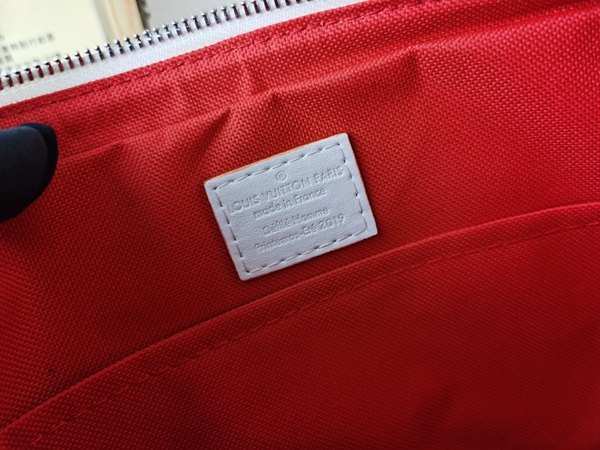 ルイヴィトンバッグ角部分ディテール